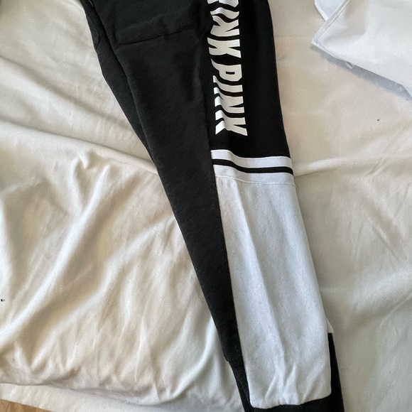 PINK VICTORIAS SECRET joggers EUC sz M - Picture 3 of 4